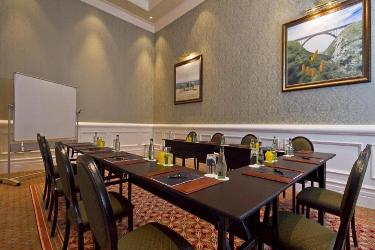 The Boardwalk Hotel, Convention Centre & Spa Port Elizabeth Exteriör bild
